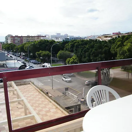 Familiar De 3 En Con Piscina, Cerca De Playa Y Puerto - Es-314-26