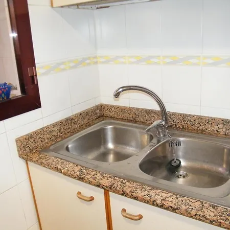 Familiar De 3 En Con Piscina, Cerca De Playa Y Puerto - Es-314-26