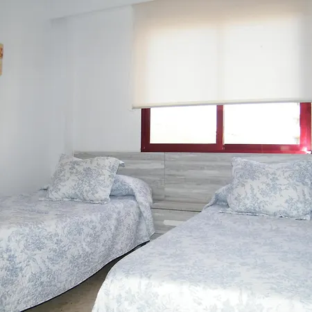 Apartment Familiar De 3 En Con Piscina, Cerca De Playa Y Puerto - Es-314-26